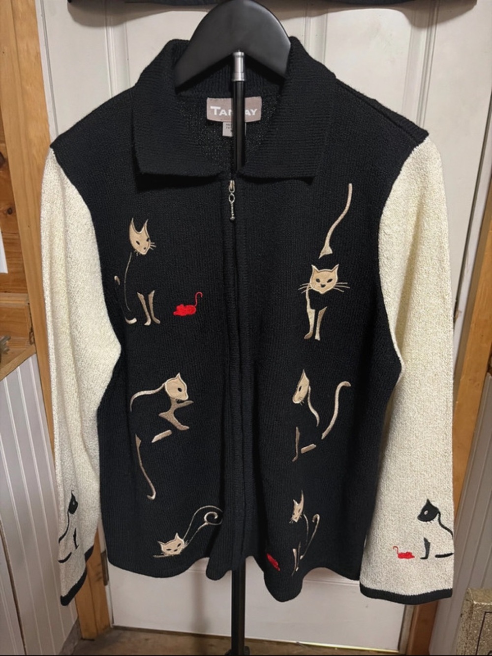 TanJay Embroidered Cat and Mouse Full-Zip Cardigan